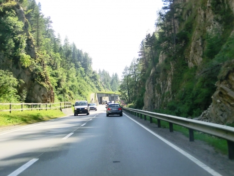 Tunnel routier de Charnadüra II