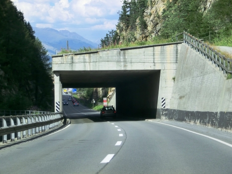 Charnadüra II Tunnel western portal