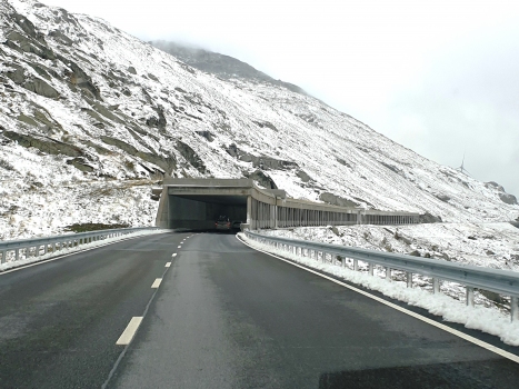 Scaglioni Tunnel
