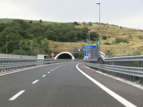 Monte d'Oro Tunnel northern portals