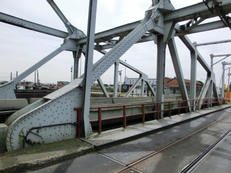 Schleusenbrücke Visart