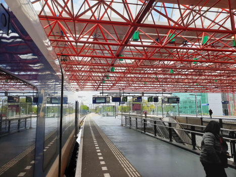Bahnhof Almere Centrum
