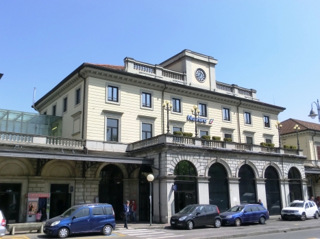 Gare de Novara