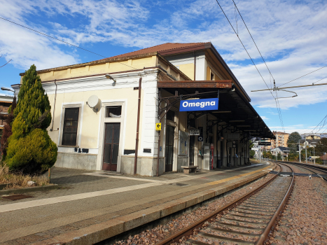 Omegna Station