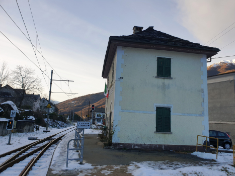Orcesco-Gagnone Station