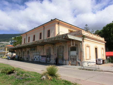 Ospedaletti Ligure Station
