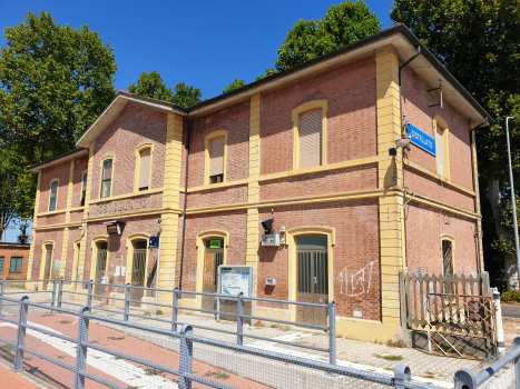 Bahnhof Ostellato