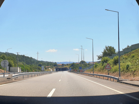 Boudelhão Tunnel