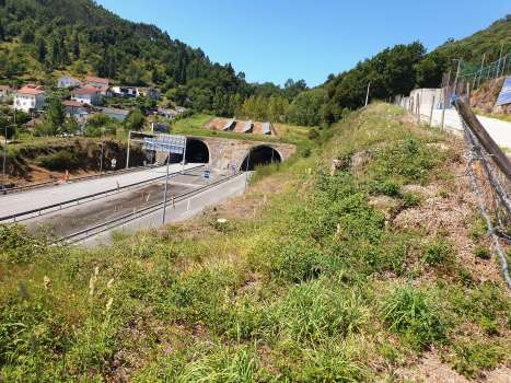 Portela Tunnel