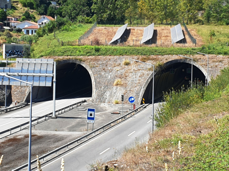 Portela Tunnel