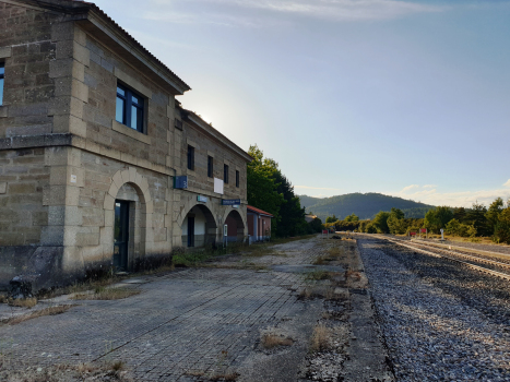 Bahnhof Castrelo do Val-Verín-Campobecerros