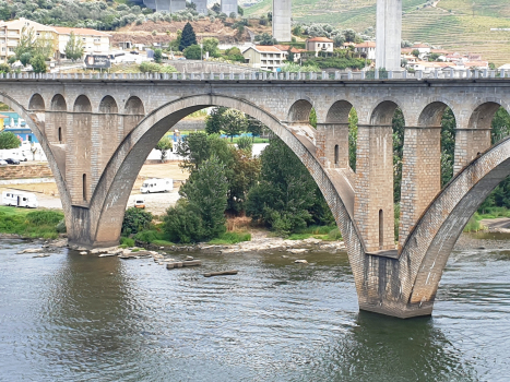 Duorobrücke Regua