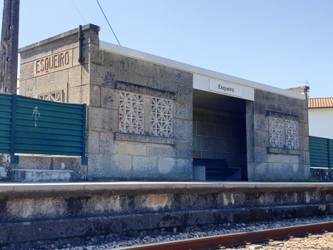 Gare de Esqueiro