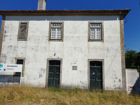 Gondarém Station