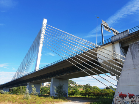 Rainha Santa Isabel Bridge