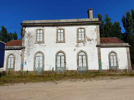 Bahnhof Lanhelas