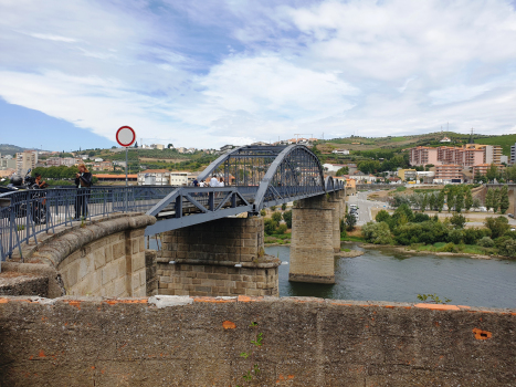 Regua Pedonal (ex Railroad) Bridge