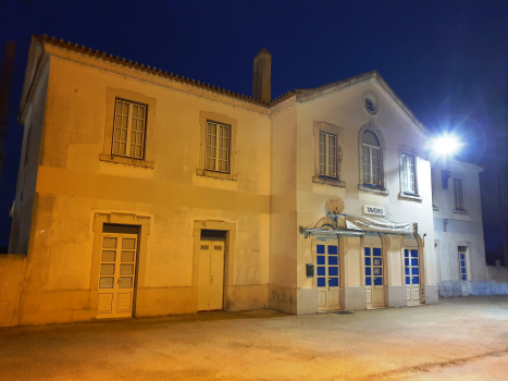 Gare de Taveiro