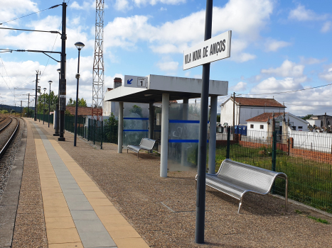 Gare de Vila Nova de Anços