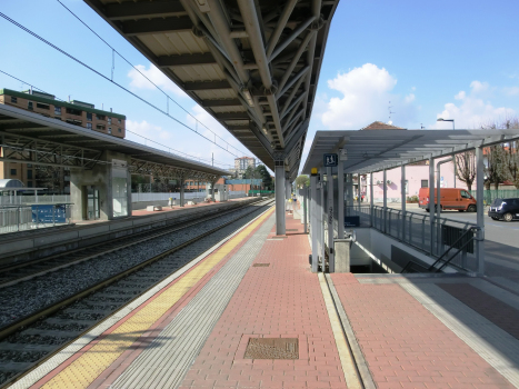 Paderno Dugnano Station