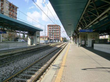Bahnhof Palazzolo Milanese