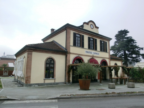 Paratico-Sarnico Station