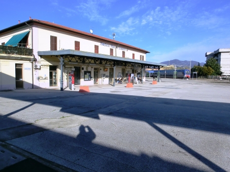 Pisa San Rossore Station