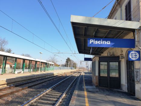 Piscina di Pinerolo Station