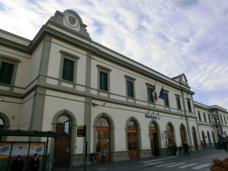 Gare de Pistoia