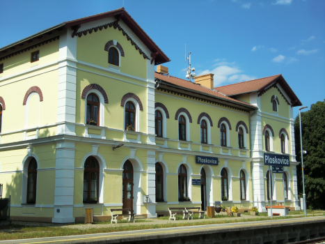 Bahnhof Ploskovice