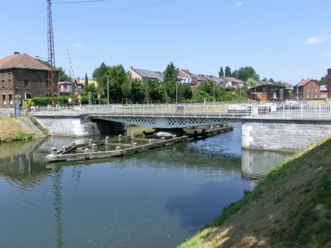 Drehbrücke Strépy-Bracquegnies