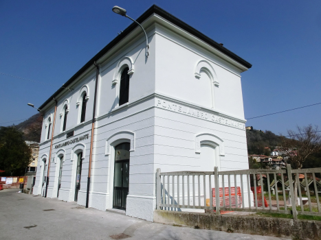 Pontelambro-Castelmarte Station