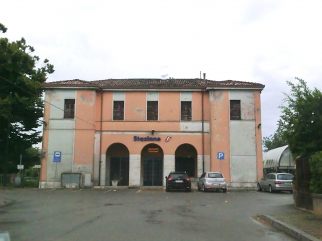 Ponte San Marco-Calcinato Station