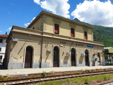 Bahnstrecke Chivasso-Ivrea-Aosta