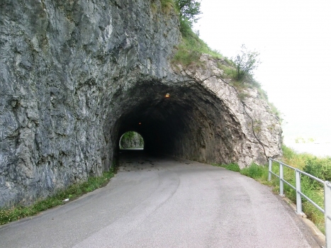 Porto Letizia II Tunnel