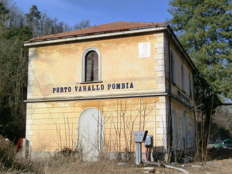 Bahnhof Porto Varallo Pombia