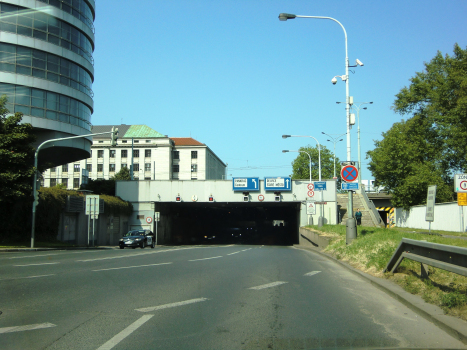 Těšnovský tunnel