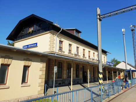 Praha-Uhříněves Station