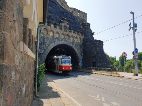 Tunnel de Vyšehrad