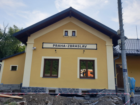 Bahnhof Praha-Zbraslav