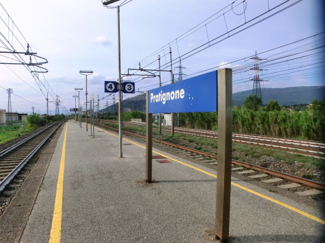 Pratignone Station