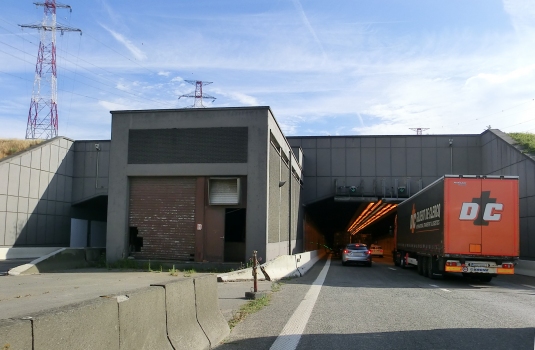 Beveren Tunnel eastern portal