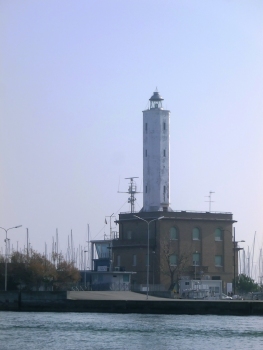 Phare de Marina di Ravenna