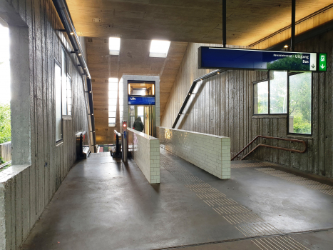 Metrobahnhof Reigersbos