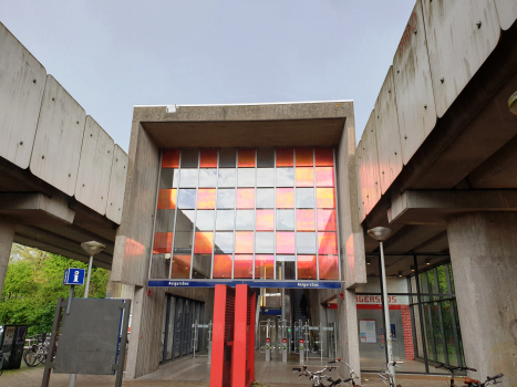 Reigersbos Metro Station