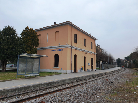 Renate-Veduggio Station