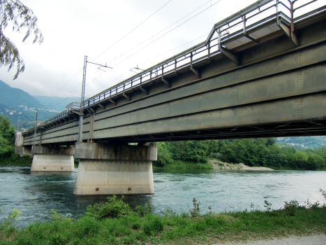 Eisenbahnbrücke über den Adda