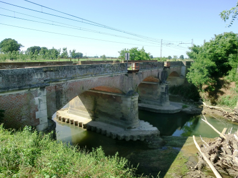Eisenbahnbrücke Agogna