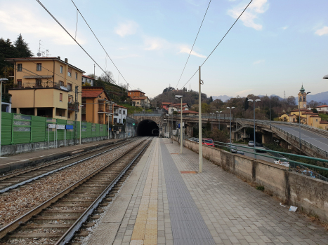 Airuno Station and Airuno Sud Southern portal