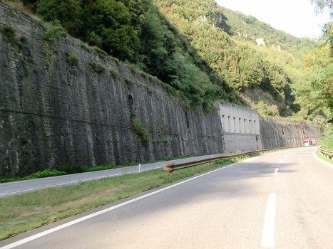 Borgo a Mozzano 1-2 Tunnel